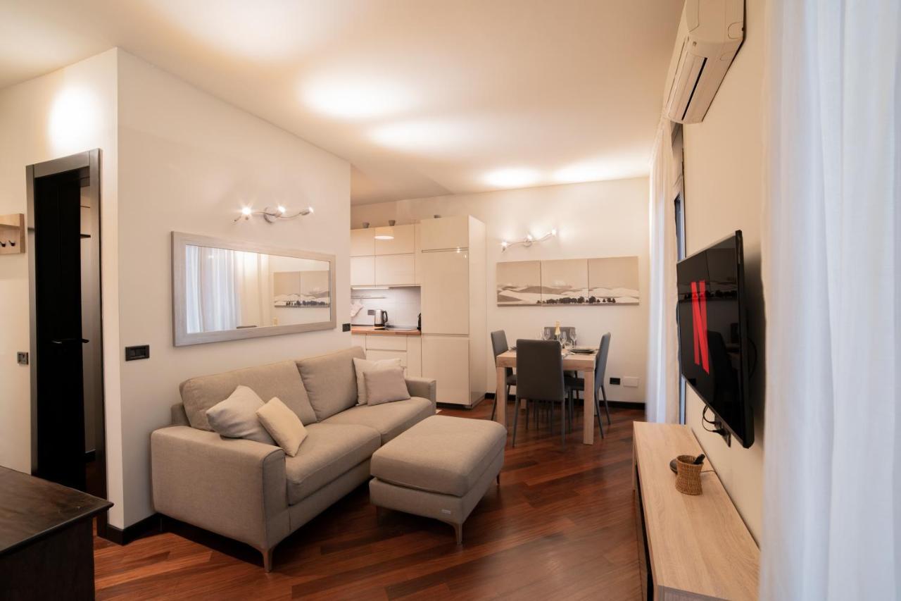 Brera-centro, Stylish And New *